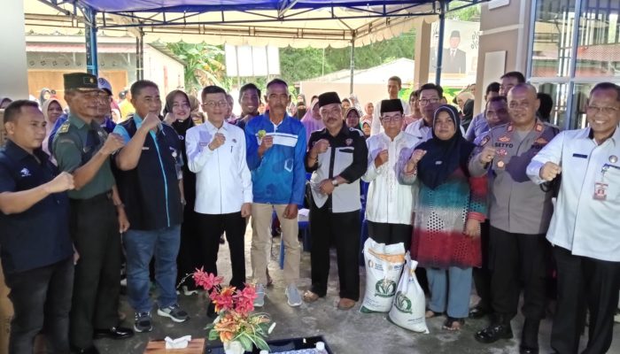 659 KPM Kelurahan Kampung Bugis Dan Senggarang Terima BCP Tahap II Termin 3