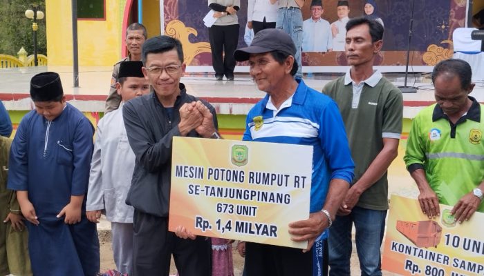 Dukung Kebersihan, Pemko Tanjungpinang Kucurkan Rp1,4 Miliar Untuk 673 Mesin Potong Rumput 