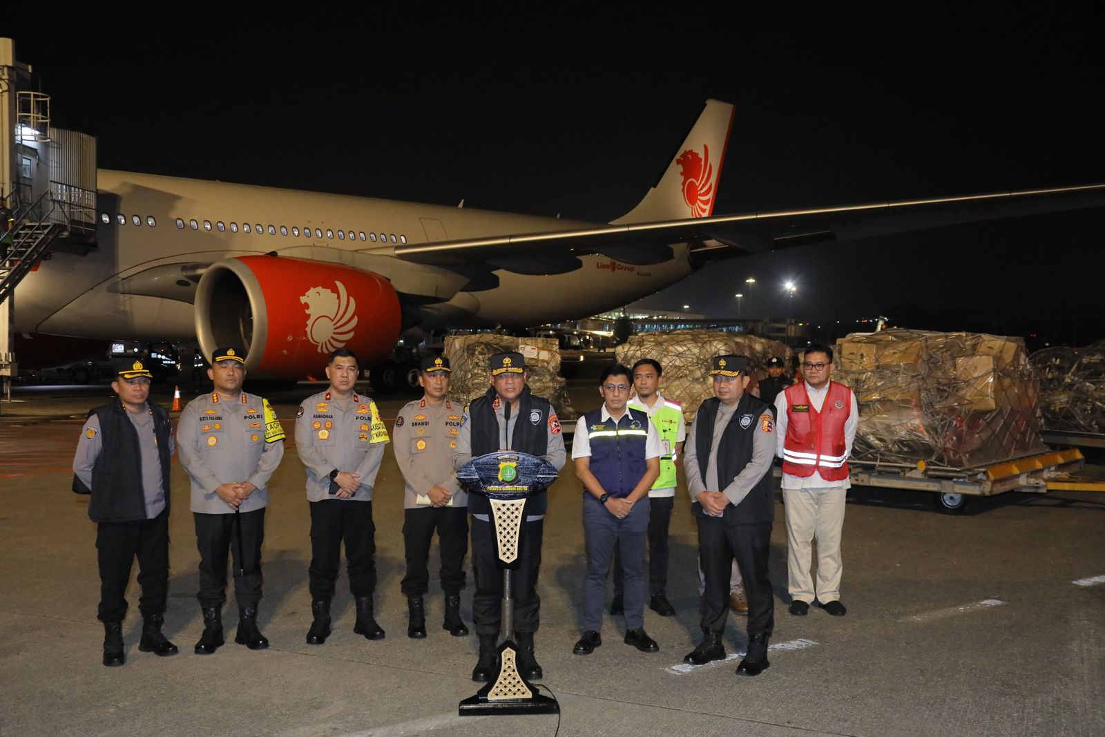 Indonesia Kirim Pesawat Ketiga Berisikan Bantuan Bagi Warga Palestina 