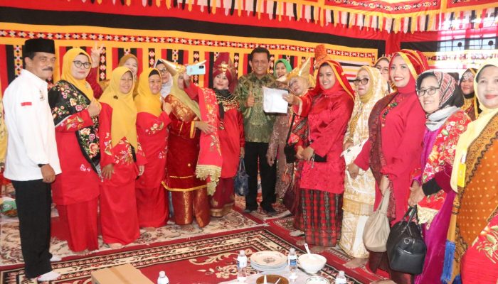 Silaturahmi Dengan IKLA Batam, Gubernur Ansar Akan Bangun Akses Jalan Rumah Gadang