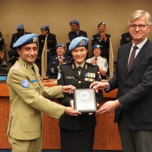 Emban Misi Perdamaian Dunia, Briptu Renita Rismayanti Terima Penghargaan PBB