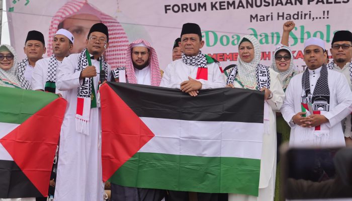 Gubernur Kepri Bersama Ribuan Masyarakat Berdoa dan Bersholawat Untuk Palestina
