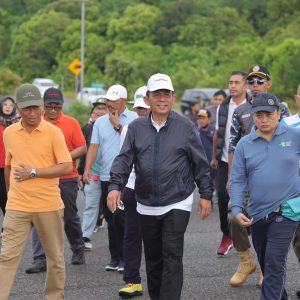 HUT ke-52 KORPRI Disemarakkan Jalan Santai dan Senam Dihadiri Gubernur Ansar 