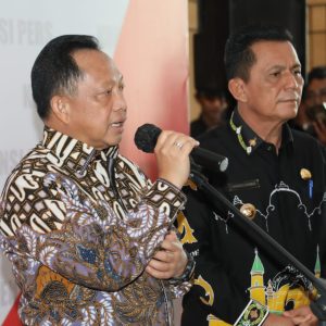 Mendagri : Pemprov Kepri Yang Pertama Lakukan MoU Dana Hibah Pilkada dengan KPU dan Bawaslu