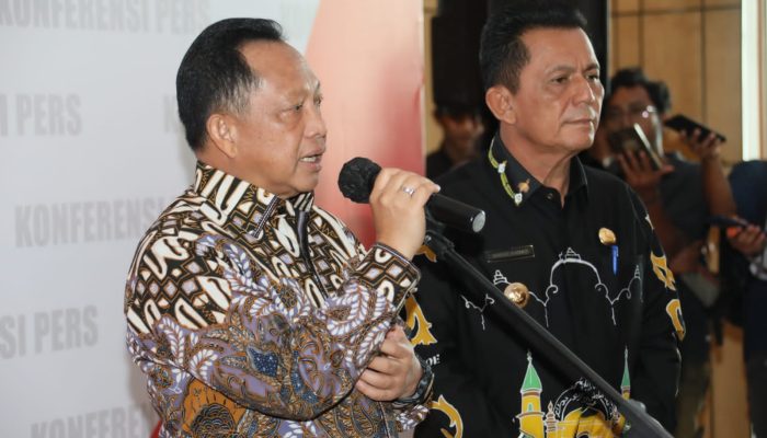 Mendagri : Pemprov Kepri Yang Pertama Lakukan MoU Dana Hibah Pilkada dengan KPU dan Bawaslu