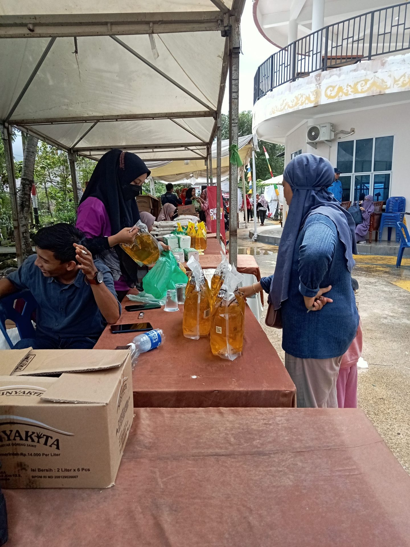GPM di Gedung Tanjak Tanpa Cabai Merah, Gula Pasir Bulog Ludes Terjual 200 Kg