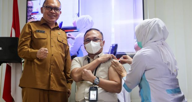 Provinsi Kepri Lakukan Imunisasi Hepatitis B Bagi 200 Tenaga Kesehatan