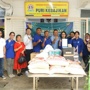 Sambut Natal 2023, Persekutuan Doa BP Batam Gelar Bakti Sosial