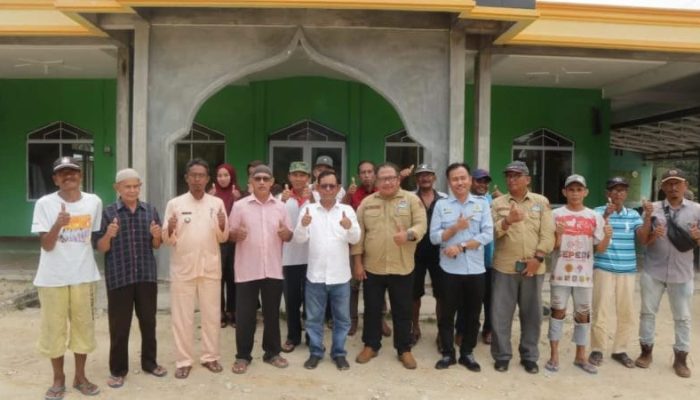 Bersama OPD, Wakil Ketua DPRD Karimun Survey Lokasi Pembangunan 2024 di Pulau Kundur
