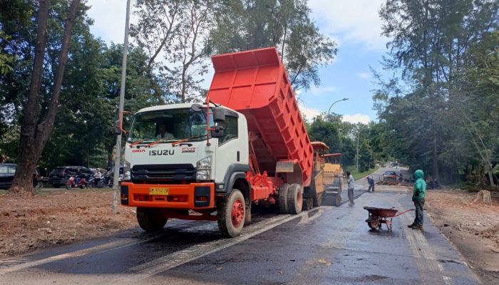Perbaikan Jalan Gajah Mada Yang Amblas Lebih Cepat Dari Perkiraan Awal