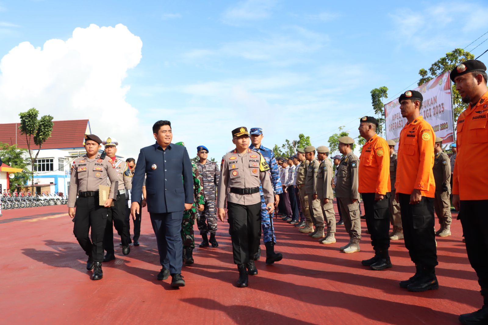 Kapolres dan Bupati Bintan Pimpin Apel Gelar Pasukan Operasi Lilin Seligi 2023