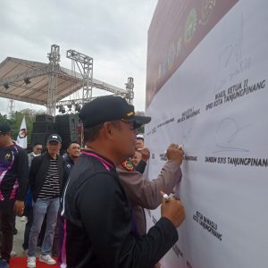Sepakati Pemilu Damai, Penyelenggara dan Pemangku Kepentingan Teken Pernyataan Sikap 