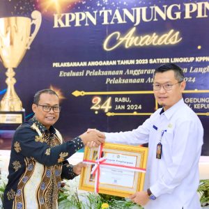 Pemko Tanjungpinang Raih Penghargaan Terbaik 1 Penyaluran DAK Fisik 2023