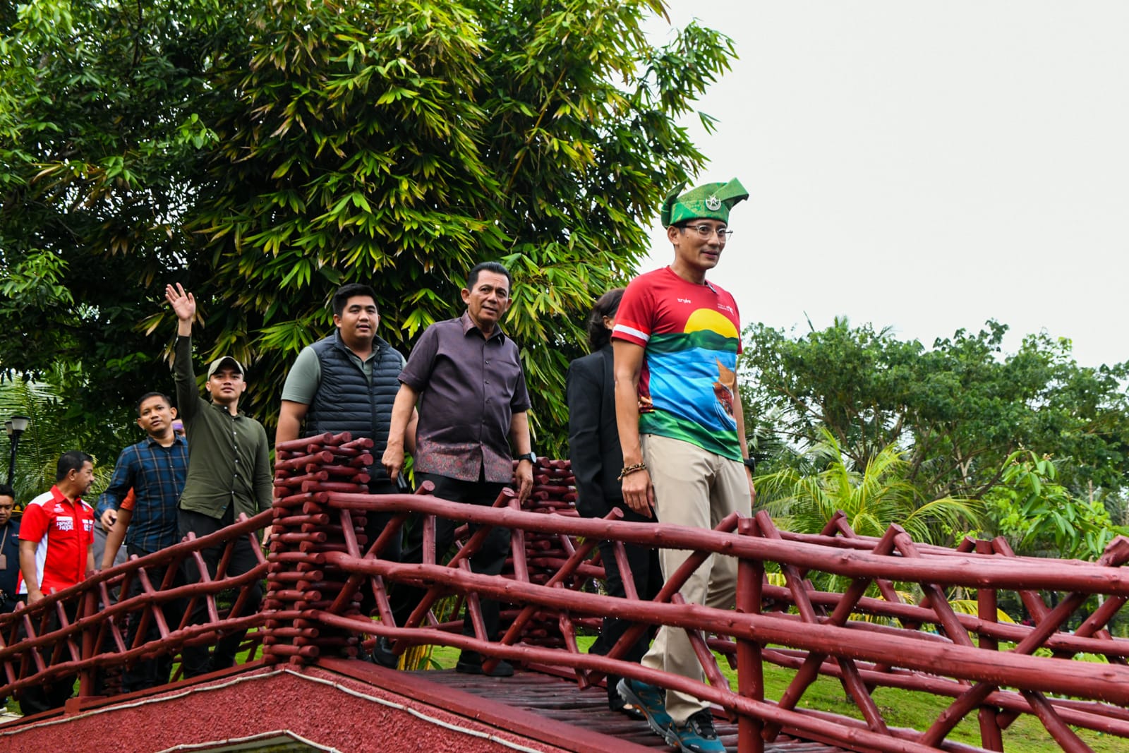 Tinjau Taman Pemancingan Poyotomo di Bintan, Menparekraf Beri Tiga Masukan Penting