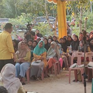 Kunjungi Desa Penaga Bintan, Gubernur Ansar Disambut Hangat Masyarakat