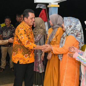 Gubernur Ansar Silaturahmi dengan Masyarakat Mantang, Paparkan Program Strategis dan Pembangunan