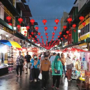 Bazar Imlek Tahun 2024 Terbanyak Jumlah Stan Jualan Pelaku Usaha