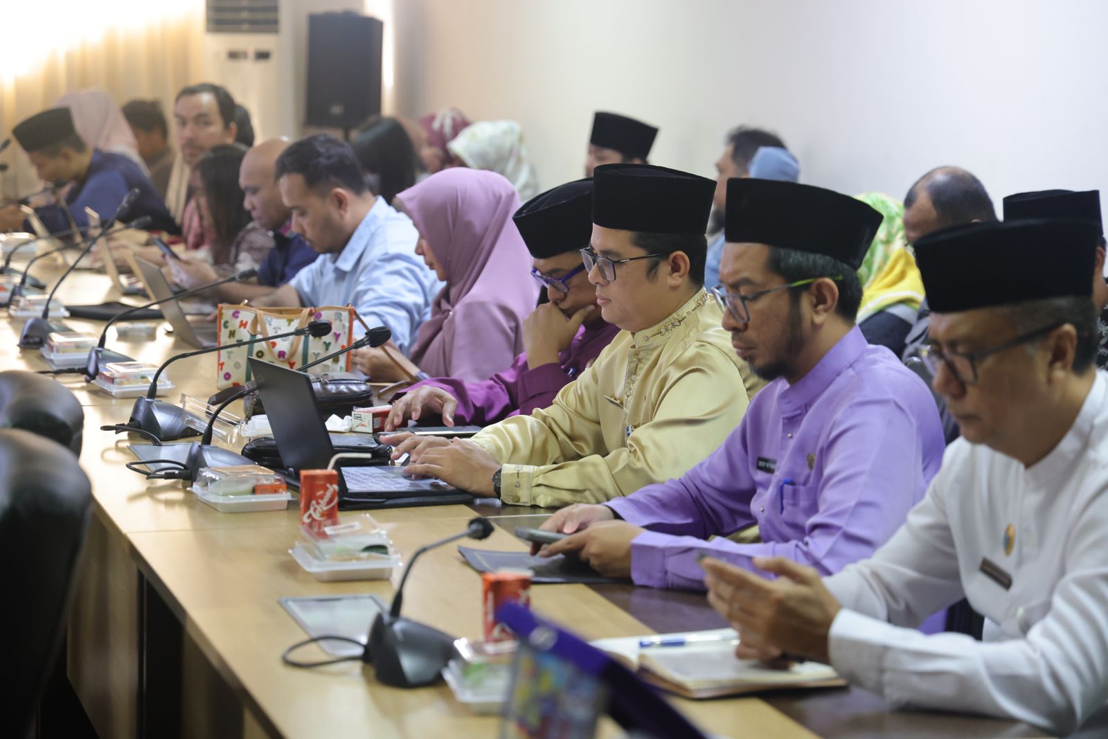 Pemprov Kepri dan BPH Migas Bahas Optimalisasi Penggunaan BBM