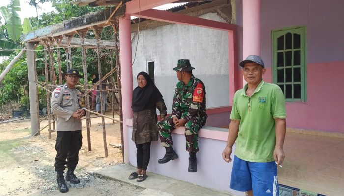 Pemilu 2024, Bhabinkamtibmas Polres Bintan Sambangi Warga Ajak Gunakan Hak Pilih