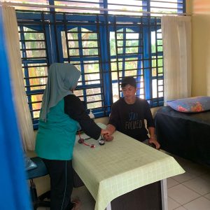 Satpolair Polres Bintan Evakuasi Korban KM. Putra Harapan Tenggelam Di Perairan Berakit