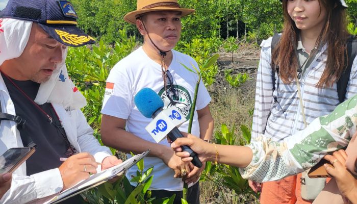 Sejak 2020, Ricoh Group Dukung Pecinta Mangrove Indonesia Untuk Tanam Mangrove