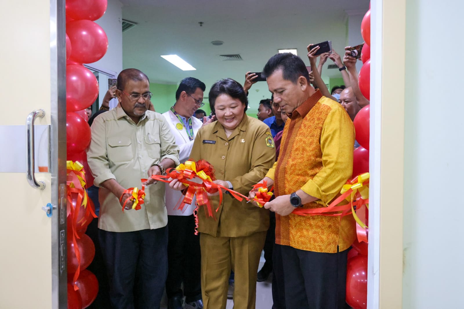 Gubernur Ansar Resmikan Pengoperasian CT Scan dan Mamografi Di RSUD Muhammad Sani Karimun