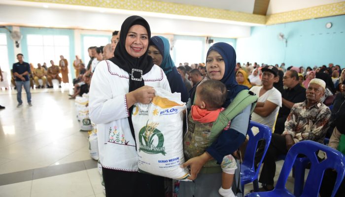 Ketua TP-PKK Kepri dan Bupati Bintan Serahkan CBP Tahap 1 Tahun 2024 di Bintan