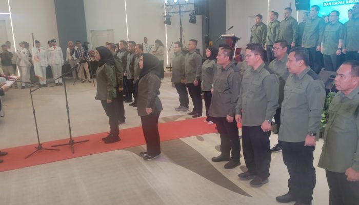 Pengurus KONI Batam Dikukuhkan, Dua Anggota SMSI dan PWI Kepri Ikut Dilantik