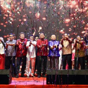 Perayaan Imlek 2575 Kongzili di Tanjungpinang Dimeriahkan Barongsai, Artis dan Kembang Api 