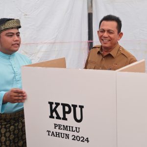 Sehari Jelang Pemungutan Suara, Gubernur Ansar dan Forkopimda Tinjau TPS