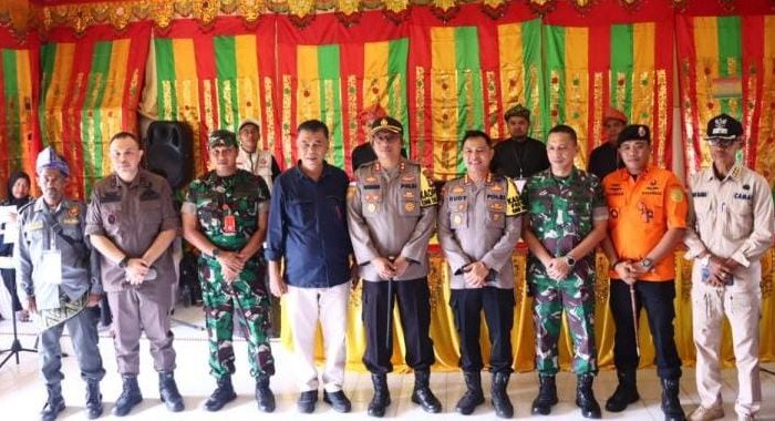 Bupati Natuna Tinjau Pemungutan Suara Di 10 TPS Kabupaten Natuna