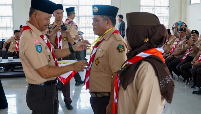 Adi Prihantara Lantik Kelengkapan Kwarda dan Buka KMD 2024