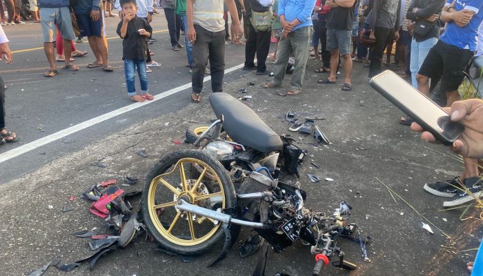 Tabrakan Dua Motor di Jalan Daeng Celak Tanjungpinang, Pengendara Meninggal di Tempat