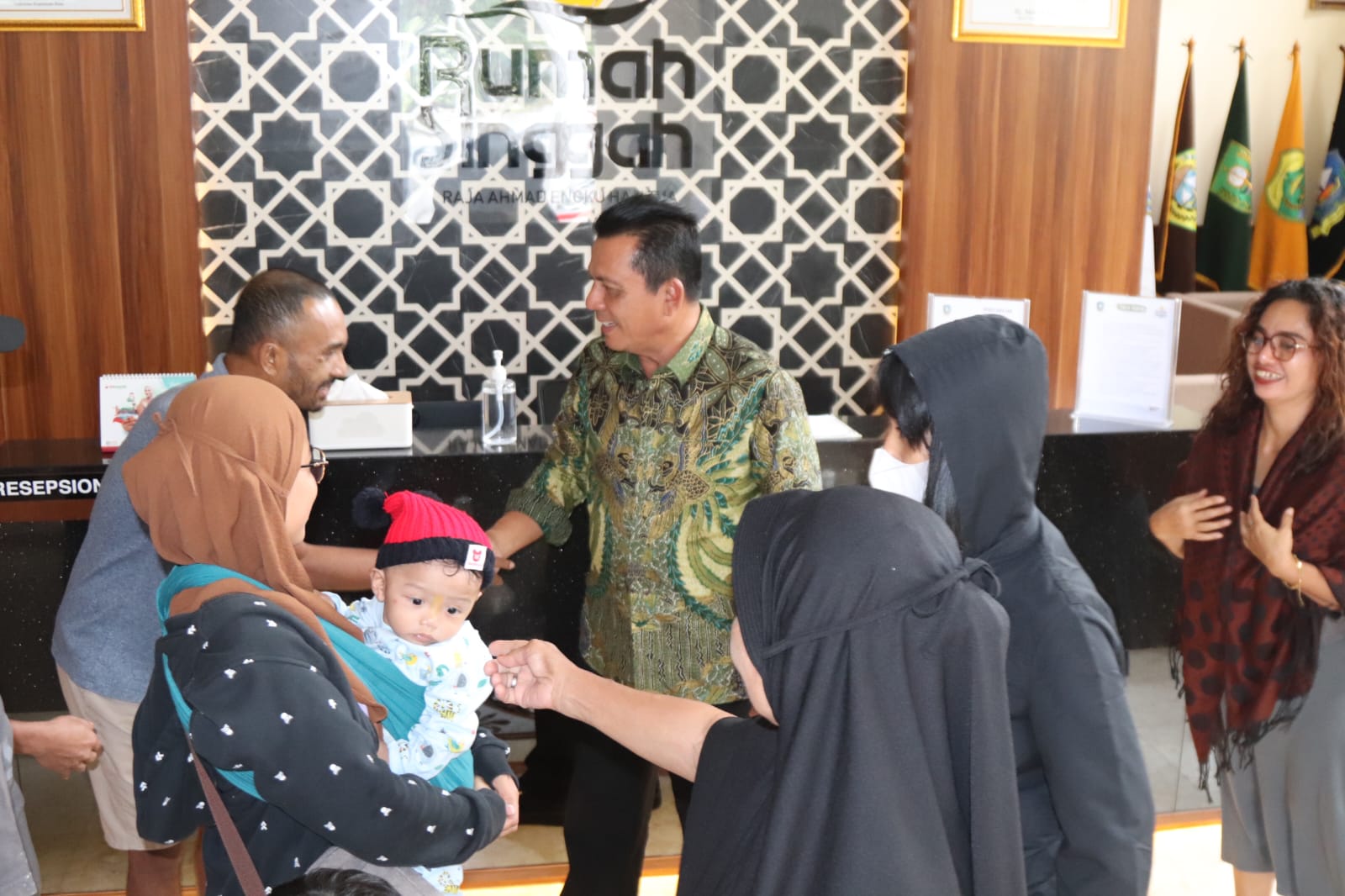Penghuni Rumah Singgah Senang Dan Terima Kasih Dikunjungi Gubernur Ansar