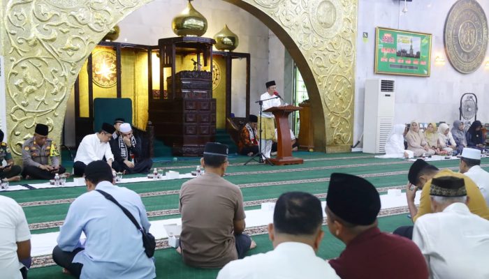 Peringatan Isra’ Mi’raj di Masjid Agung Al Hikmah, Pj Wako Hasan : Momentum Mempertebal Keimanan