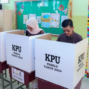 Pemungutan Suara di TPS, Pj Wako Hasan Apresiasi Kinerja Seluruh Petugas KPPS