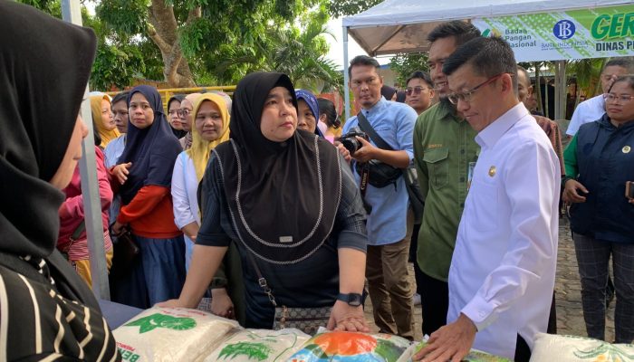 Warga Tanjungpinang Antusias Belanja di GPM, Harga Cabai Merah Rp40 Ribu Per Kg