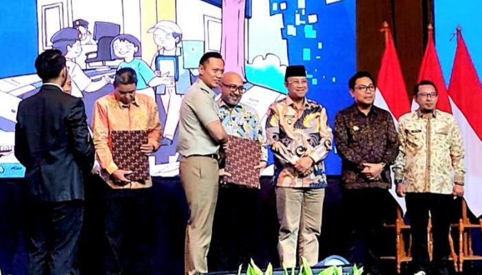 Sukses GTRA Summit 2023, Gubernur Ansar Terima Penghargaan dari Kementerian ATR/BPN