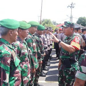 Danrem 033/WP Brigjen TNI Jimmy Watuseke Pimpin Apel PAM VVIP Kunker Wapres RI