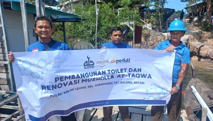 dtPeduli Kepri Didukung Grand Batam Mall Lakukan Perbaikan Mushala At Taqwa