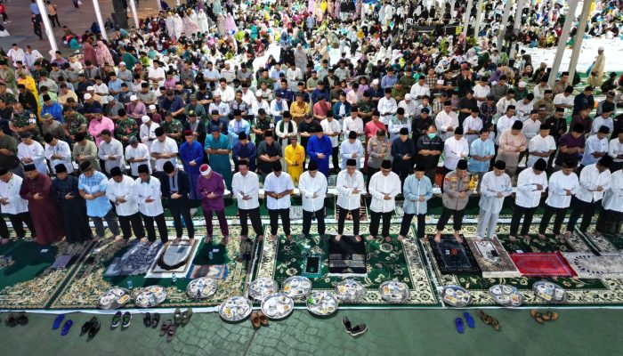 Masyarakat Batam Tumpah Ruah Hadiri Buka Bersama di Engku Putri