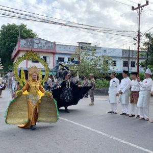 Masyarakat Antusias Saksikan Pawai Ta’aruf MTQH Ke XVIII di Kawasan Bincen 