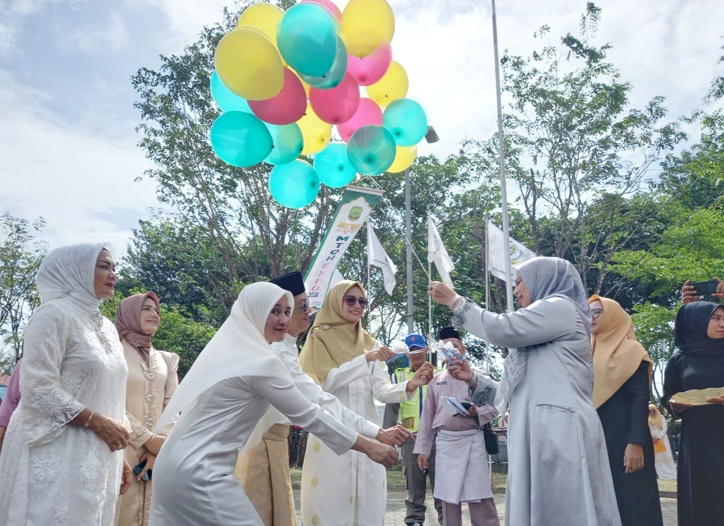 Bazar MTQH Ke XVIII Resmi Dibuka, Ranny : Ajang Promosi Produk UMKM