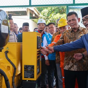 Gubernur Ansar Bayar Tuntas Mimpi Masyarakat Pulau Karas, Kini Listrik Nyala 24 Jam