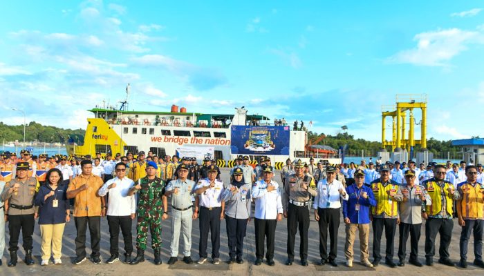 Gubernur Ansar Resmikan Posko Terpadu Angkutan Lebaran di Punggur