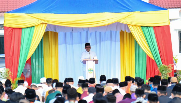 Khatib Idul Fitri 1445 H di Daik Lingga, Gubernur Ansar : Anak Kepri Wajib Berbakti Kepada Kedua Orang Tua