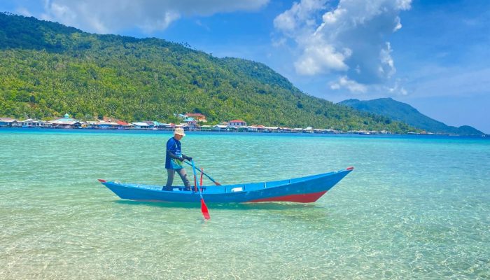 Festival Pulau Setanau, Rodhial Huda : Laut Bukan Tong Sampah, Janganlah Buang Sampah Ke Laut