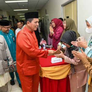 Gubernur Ansar Halal Bihalal Bersama Keluarga Besar RSUD RAT