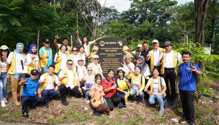 BP Batam – Lions Club Indonesia Kolaborasi Hijaukan Waduk Sei Ladi