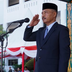 Sekdaprov Adi Pimpin Upacara Hari Peringatan Otonomi Daerah ke-28 